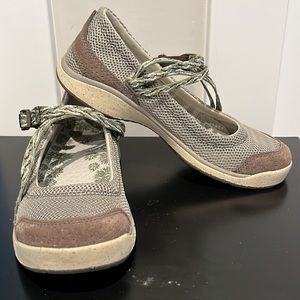 Chaco Bungee Performance Shoes Sz 6.5